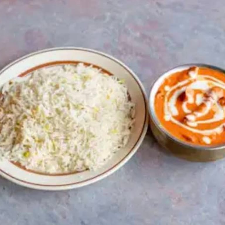 Freshly Baked Naan: A Taste of India